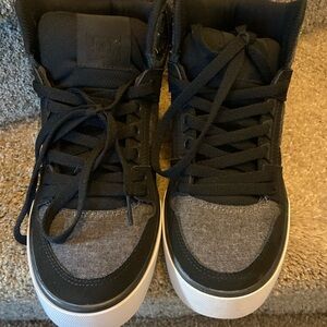 DC Men's Black and Gray High-Top Sneakers